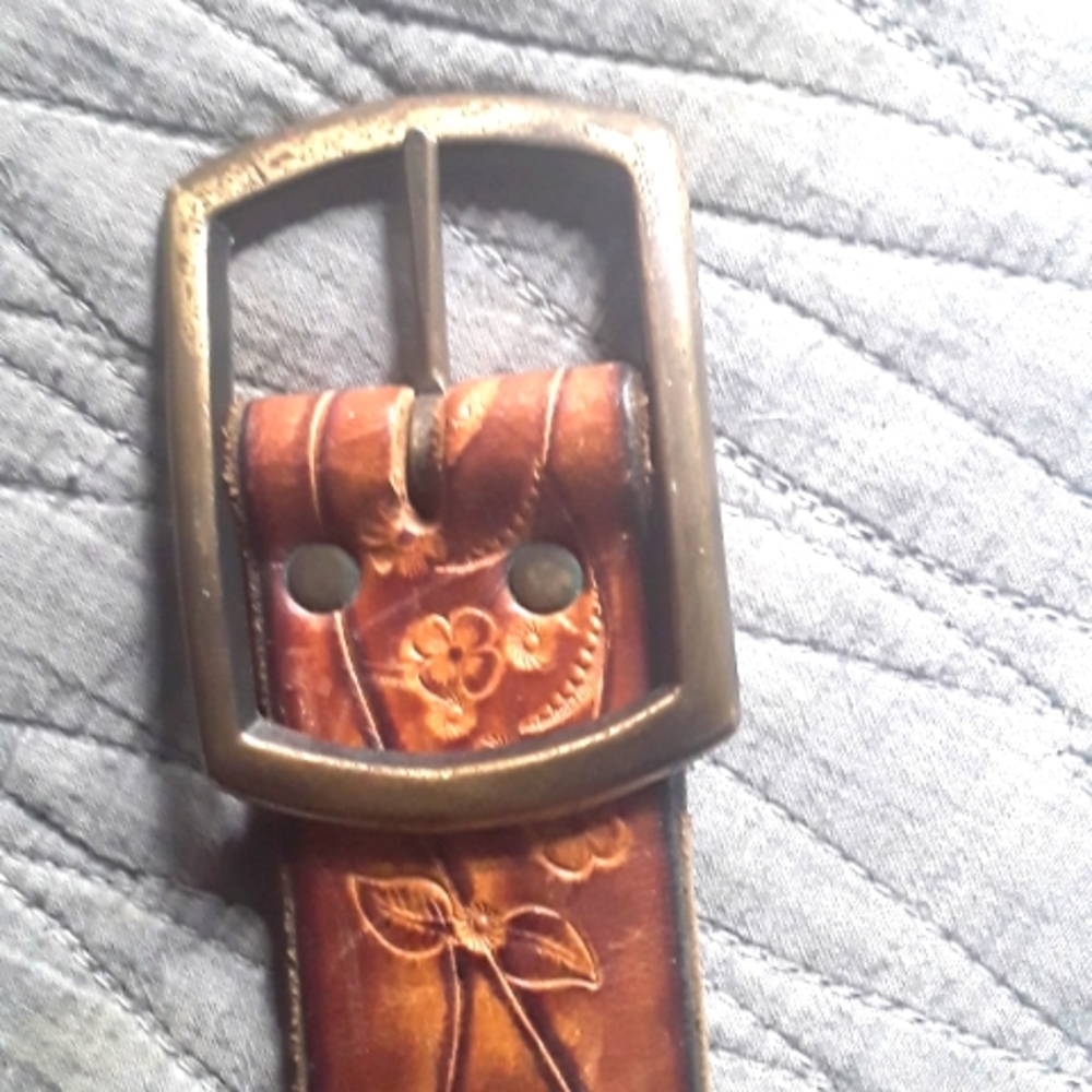 Hand-Tooled Floral Brown Leather Belt with Antique Brass Buckle